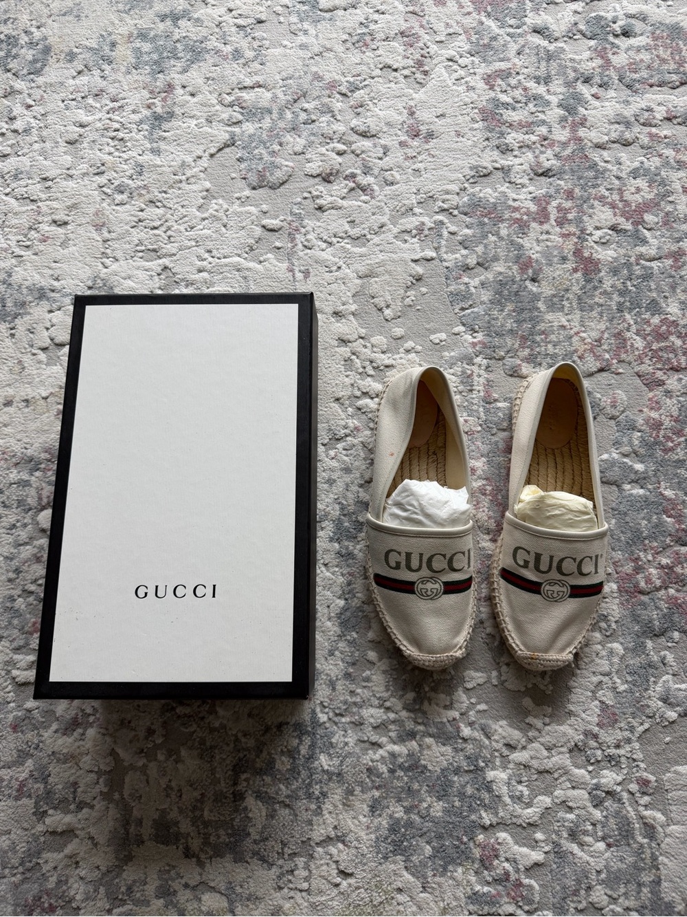 Gucci Cream Canvas Logo Espadrille Flats with Red & Green Stripe